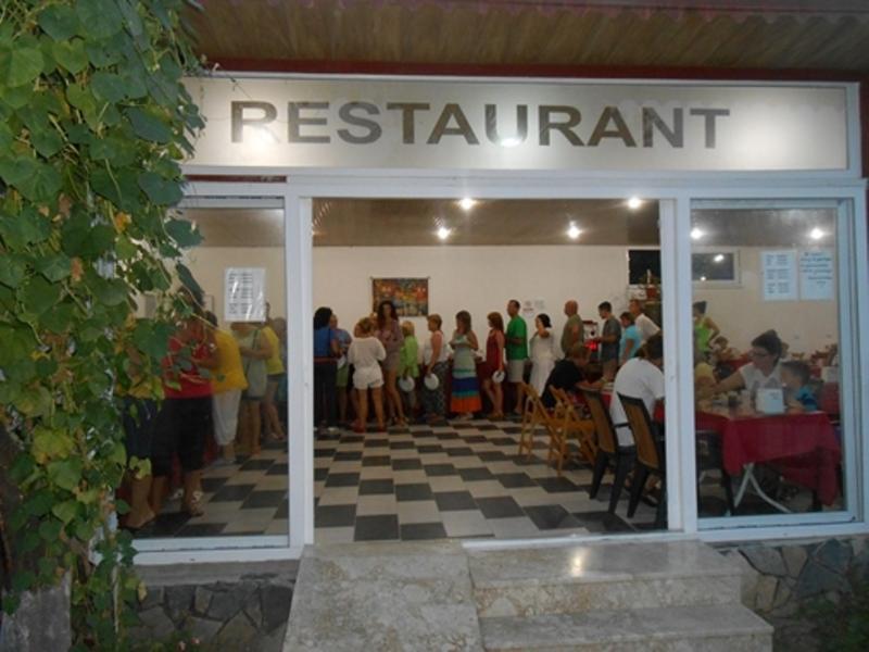 Ipsos Hotel Beldibi  Buitenkant foto